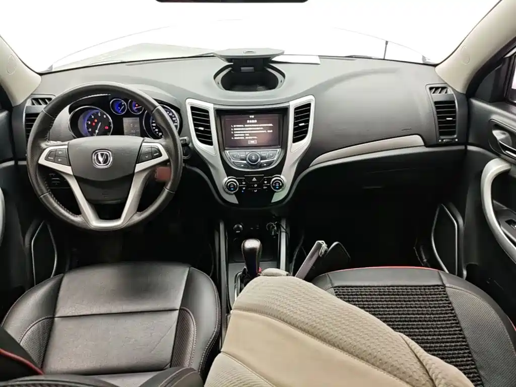 Changan CS35 — миниатюра 10