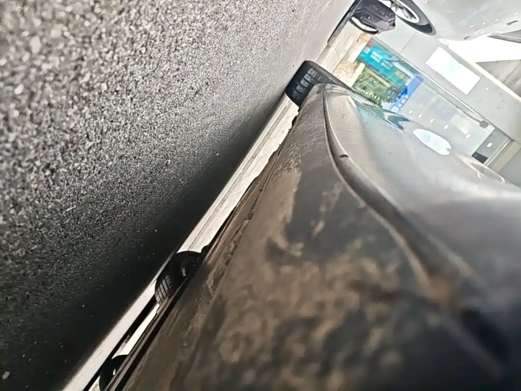 Tesla Model 3 — миниатюра 21