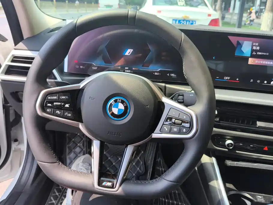 BMW i3 — миниатюра 15