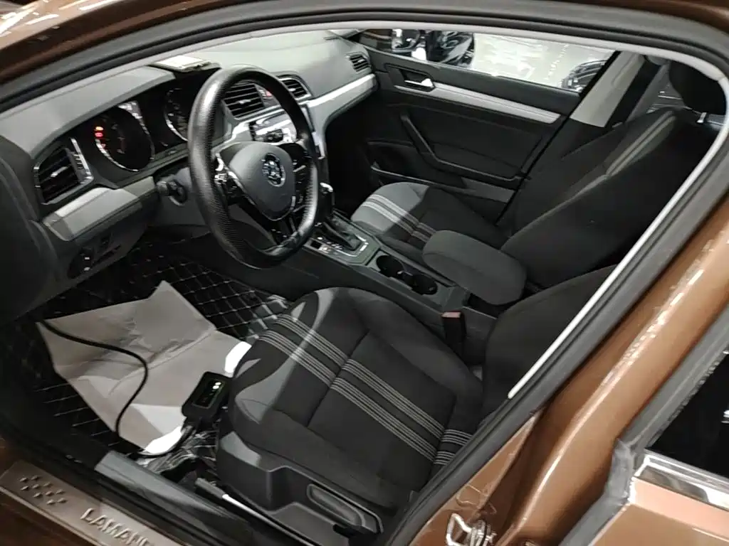 Volkswagen Lamando — миниатюра 15