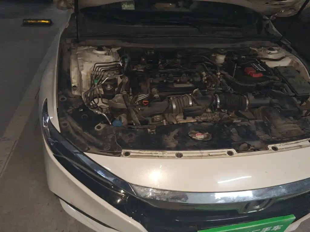 Honda Accord — миниатюра 18