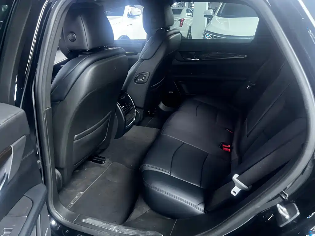 Cadillac CT6 — миниатюра 7