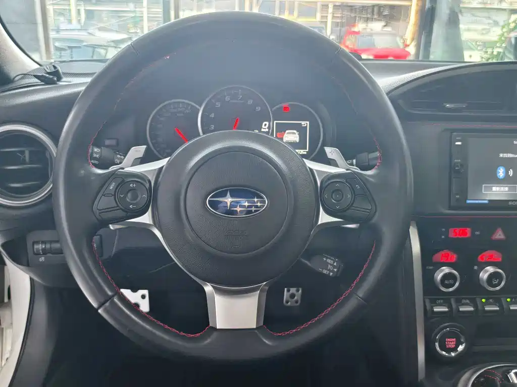 Subaru BRZ — миниатюра 6