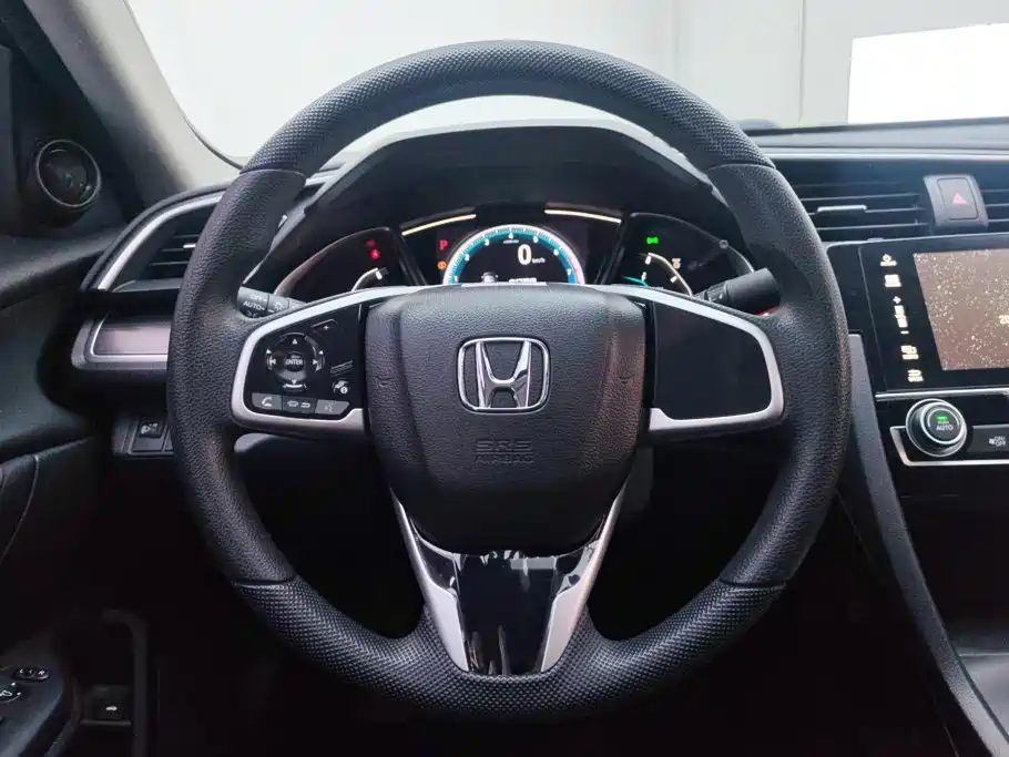 Honda Civic — миниатюра 15