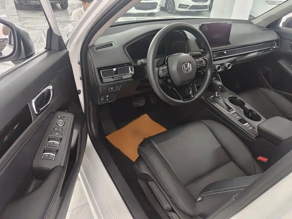 Honda Civic — миниатюра 9