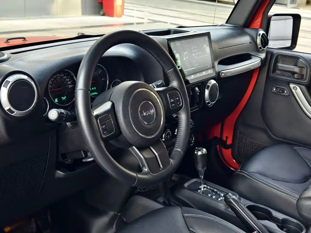Jeep Wrangler — миниатюра 15