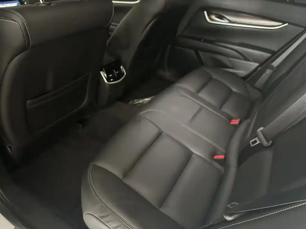 Cadillac XTS — миниатюра 14