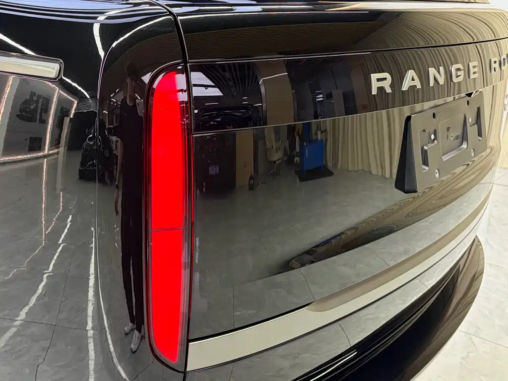 Land Rover Range Rover — миниатюра 20