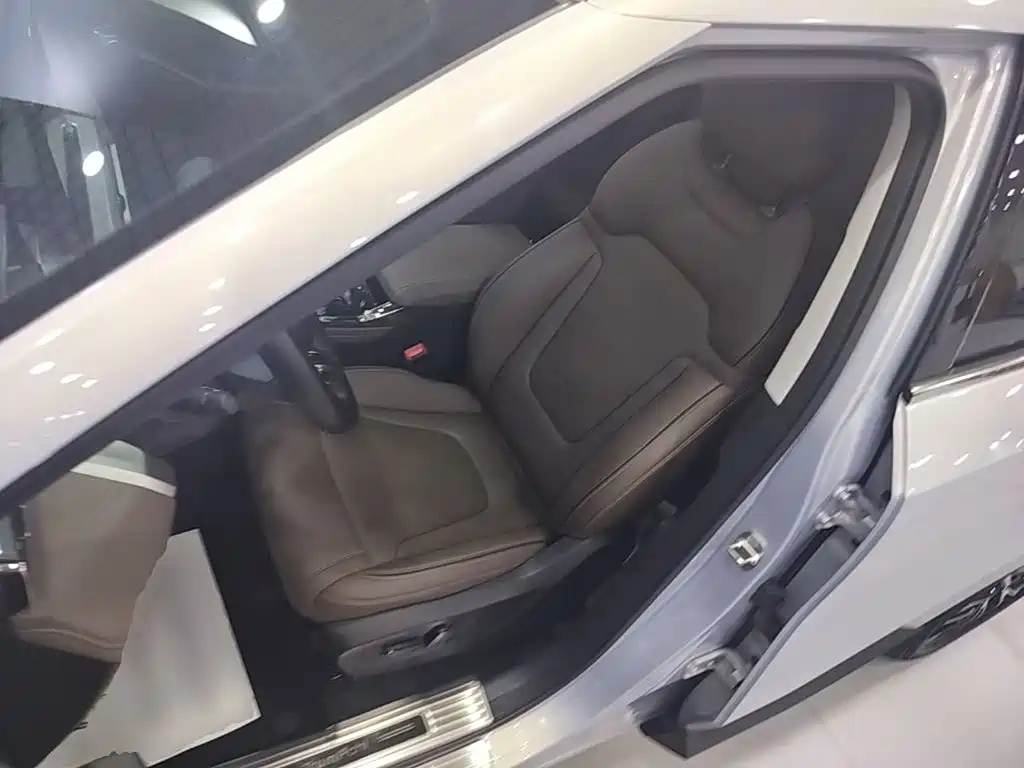 GAC Motor Trumpchi GS4 — миниатюра 15