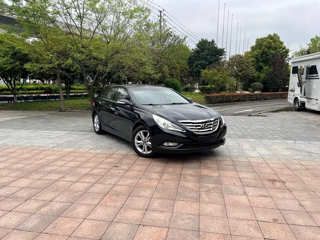 Hyundai Sonata 2013