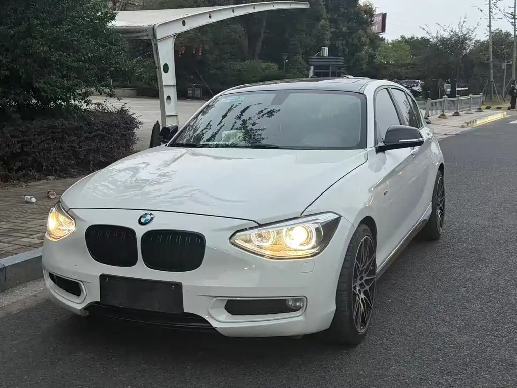 BMW 1 Series (Import)
