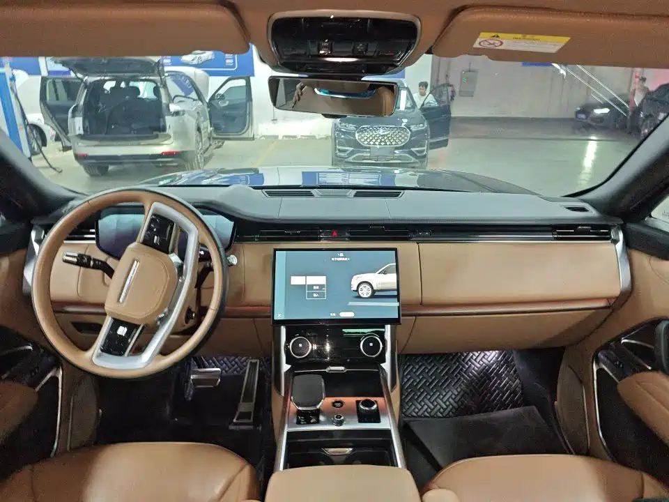 Land Rover Range Rover — миниатюра 6