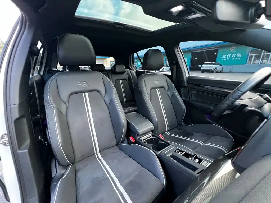 Volkswagen Golf — миниатюра 14