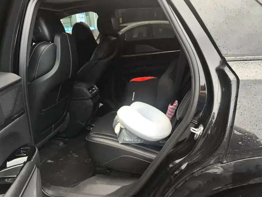 Cadillac XT5 — миниатюра 11