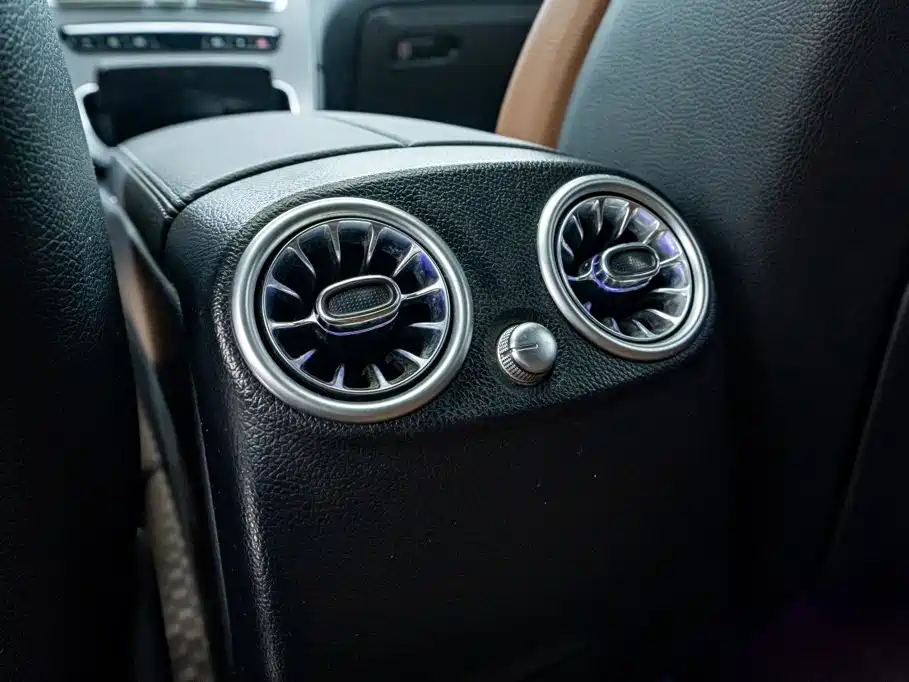 Mercedes-Benz GLC Coupe — миниатюра 23