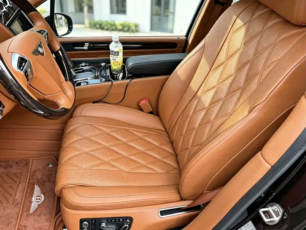 Bentley Flying Spur — миниатюра 4