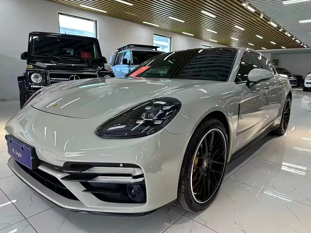 Porsche Panamera — миниатюра 2