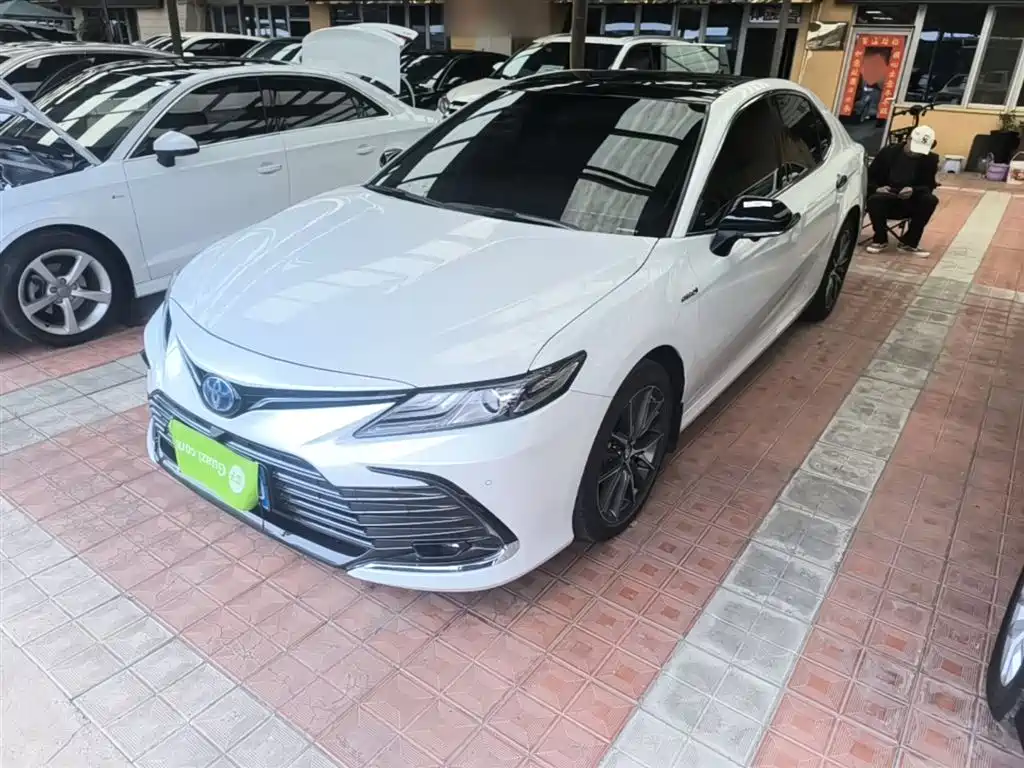 Toyota Camry 2023
