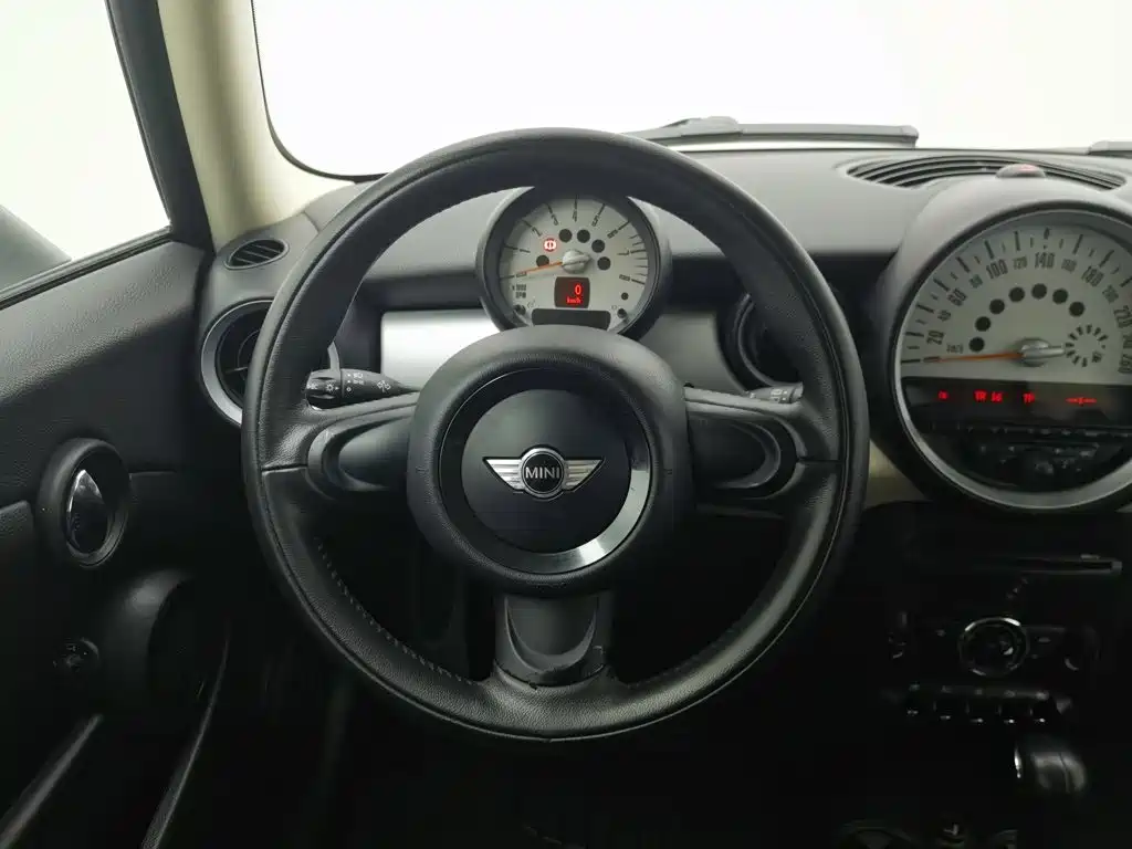 MINI Mini Clubman — миниатюра 11