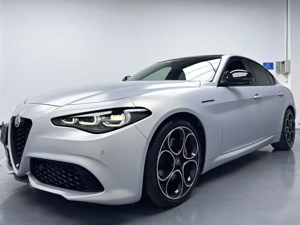 Alfa Romeo Giulia