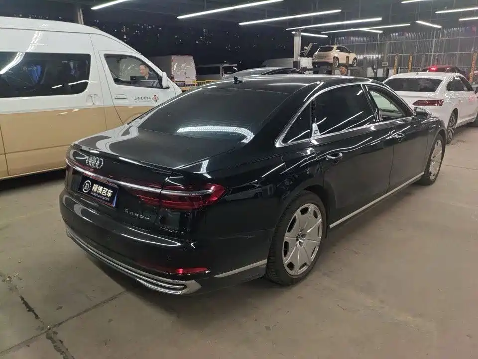 Audi A8 — миниатюра 2