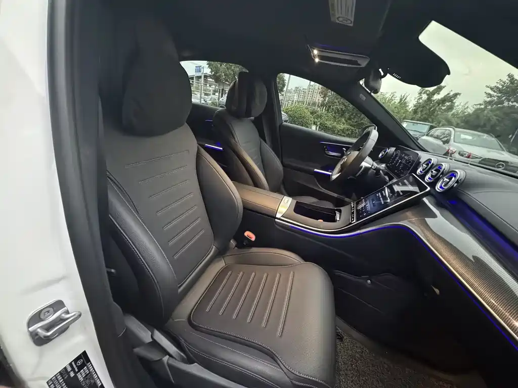Mercedes-Benz C-Class — миниатюра 15