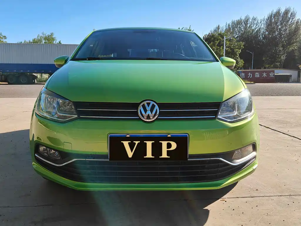 Volkswagen Polo — миниатюра 2