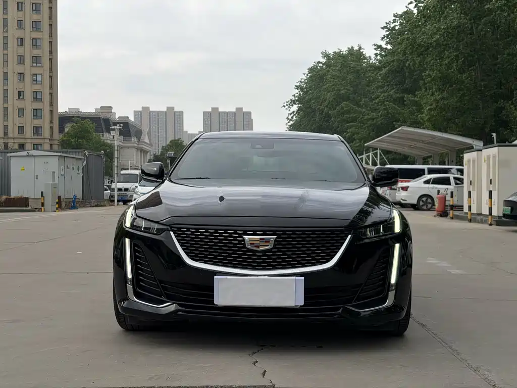 Cadillac CT5 — миниатюра 2