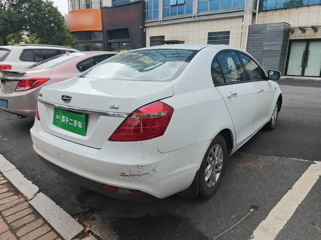 Geely Emgrand — миниатюра 7