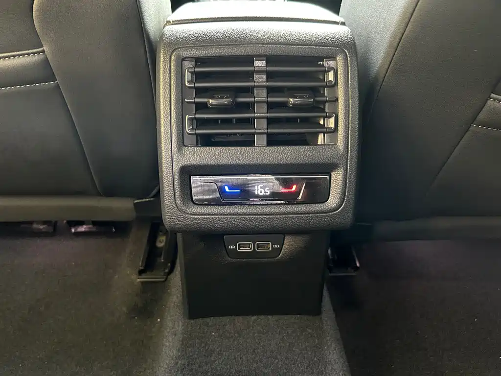 Volkswagen Golf — миниатюра 17