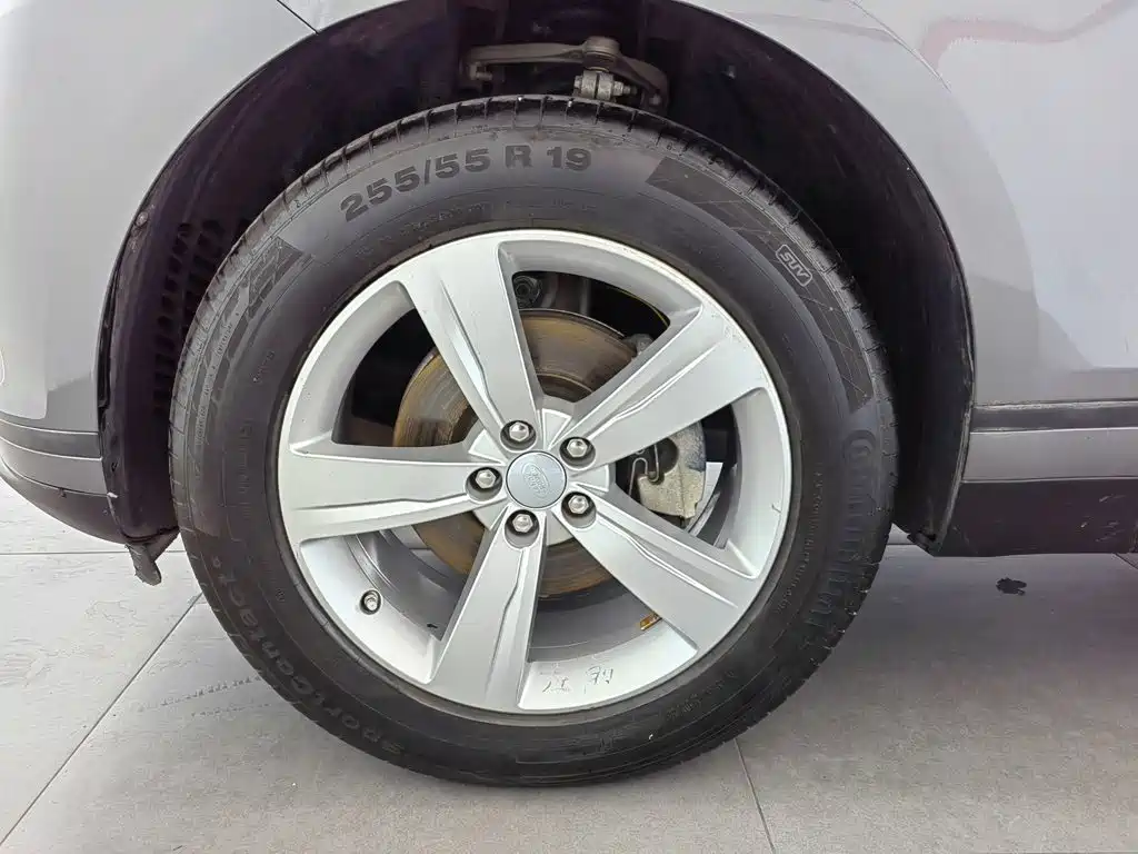 Land Rover Velar — миниатюра 17
