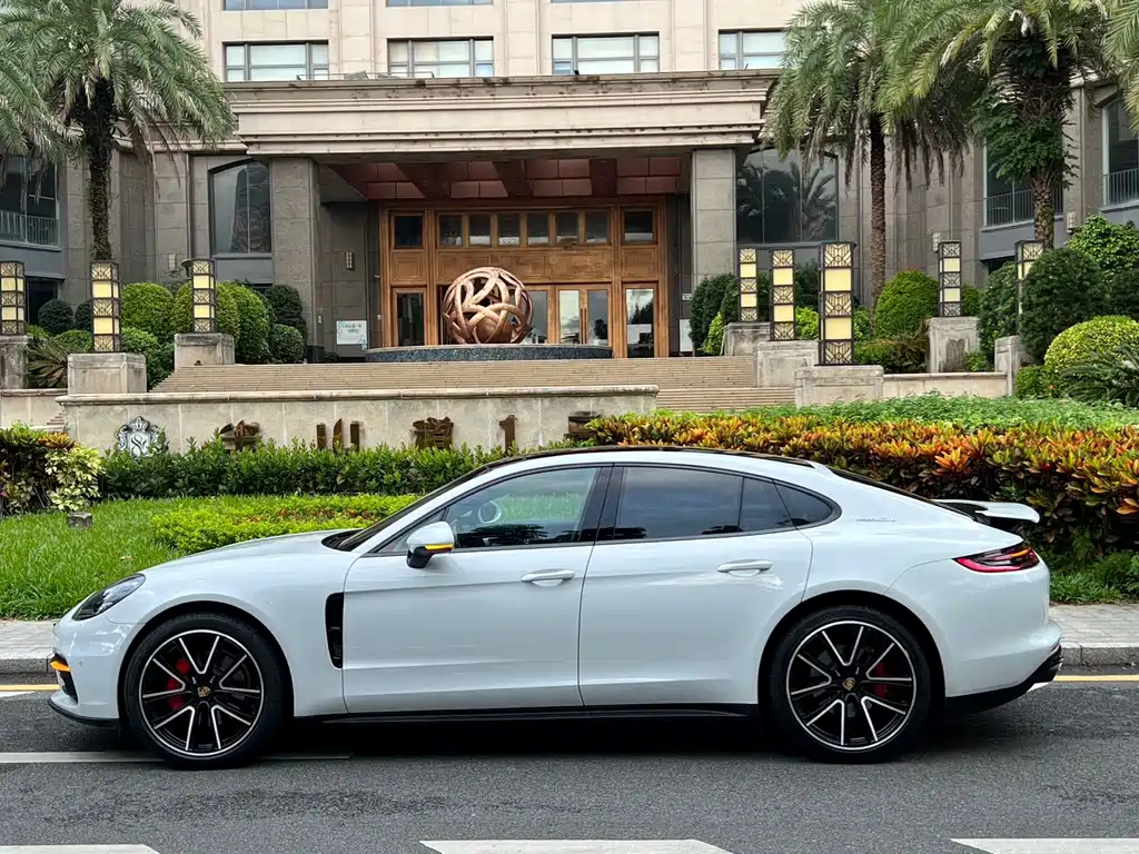 Porsche Panamera — миниатюра 11