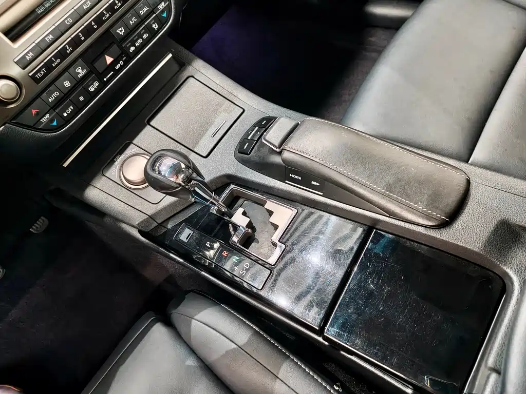 Lexus ES — миниатюра 9