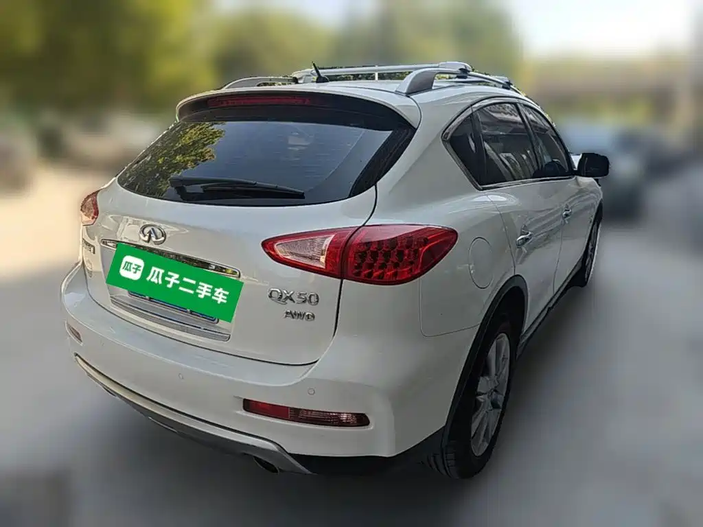 Infiniti QX50 — миниатюра 10