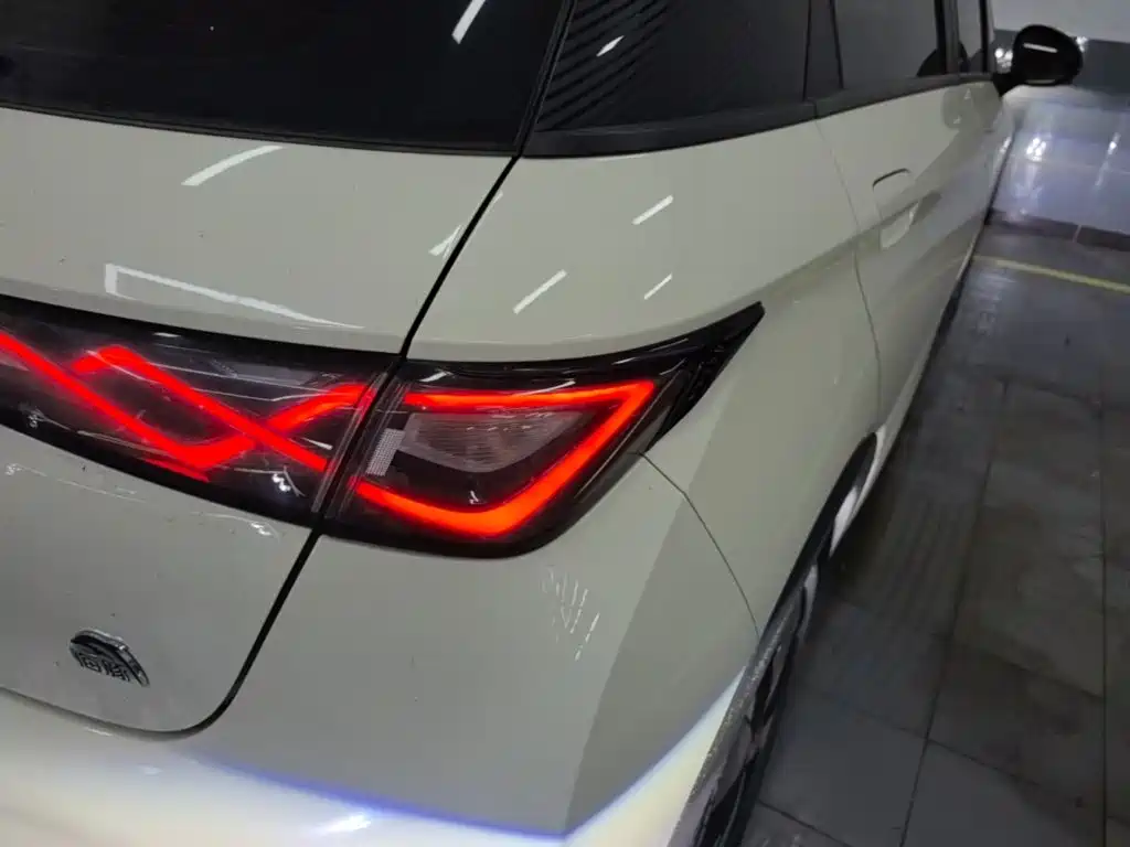 BYD Dolphin — миниатюра 8