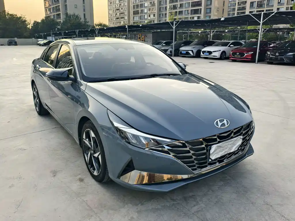 Hyundai Elantra — миниатюра 3
