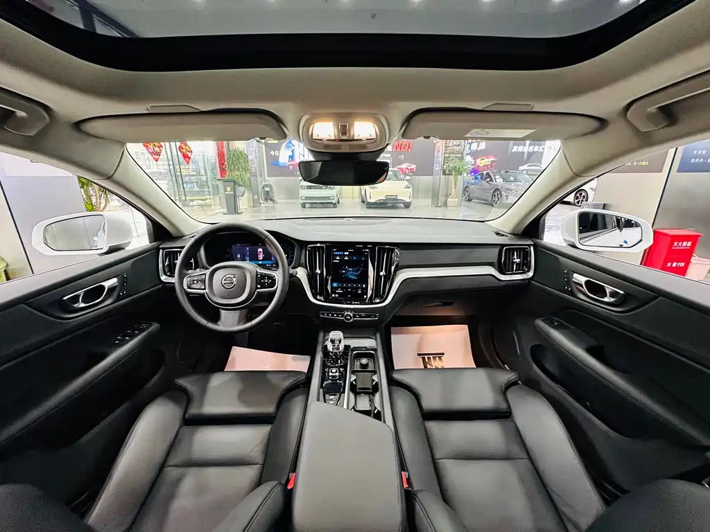 Volvo S60 — миниатюра 6