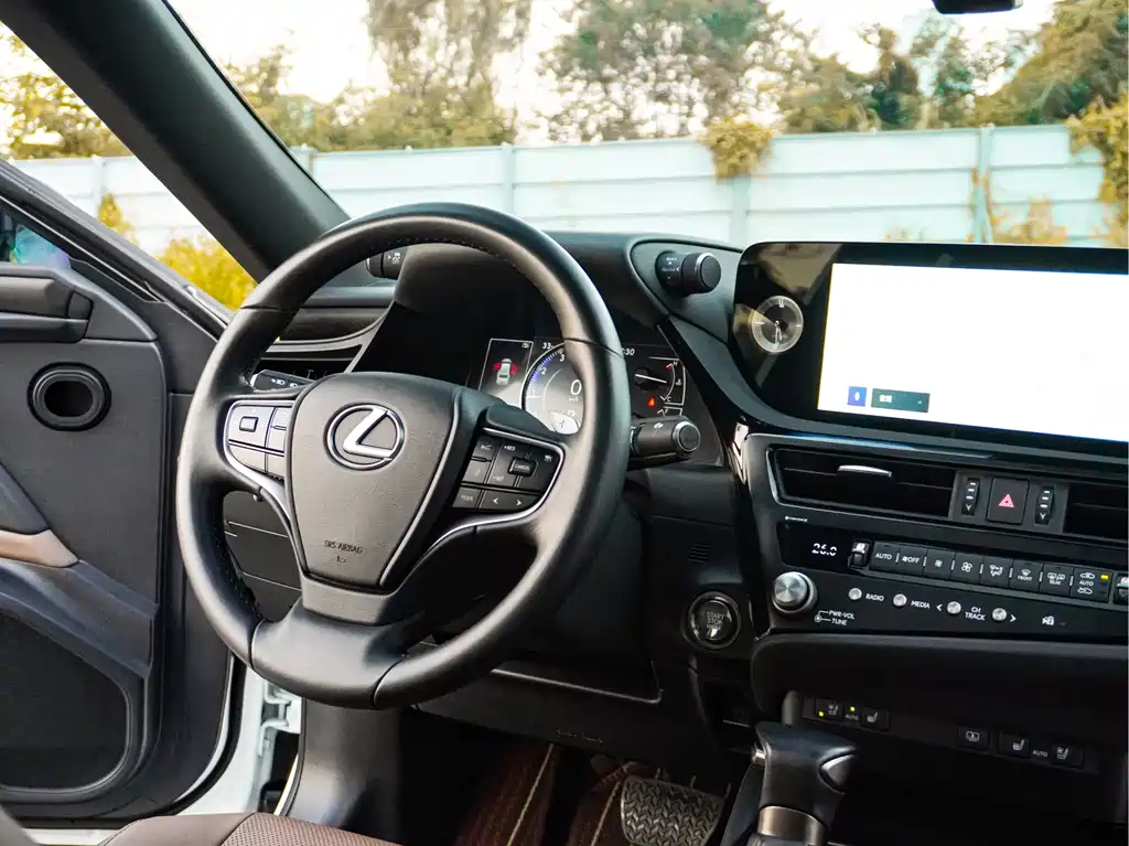 Lexus ES — миниатюра 29