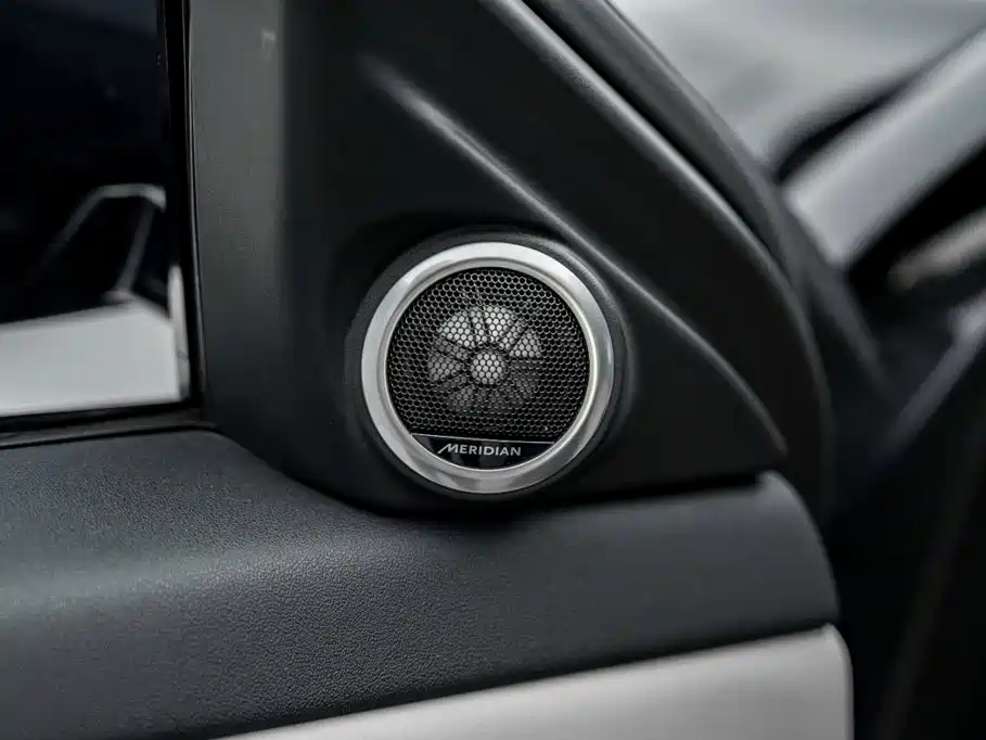 Land Rover Evoque — миниатюра 15