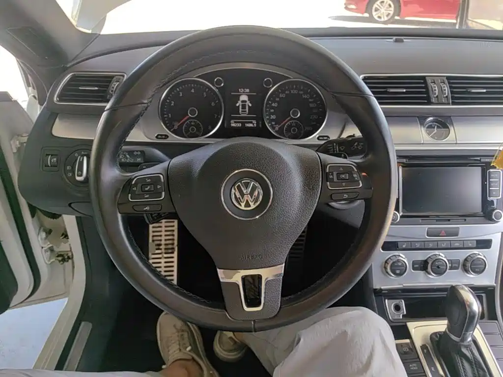 Volkswagen CC — миниатюра 11