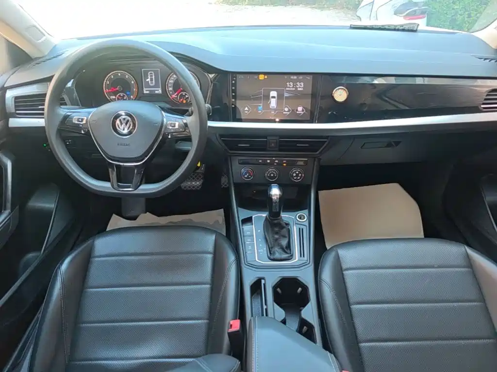 Volkswagen Lavida — миниатюра 10