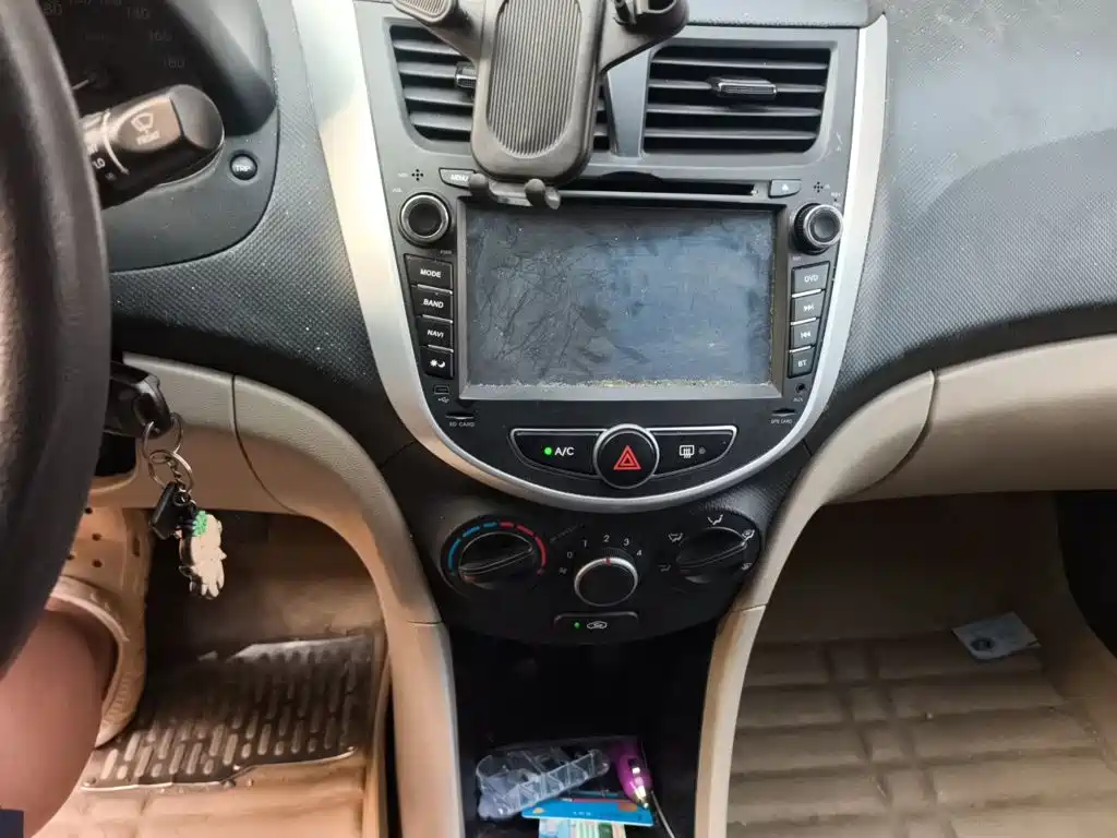 Hyundai Verna — миниатюра 14