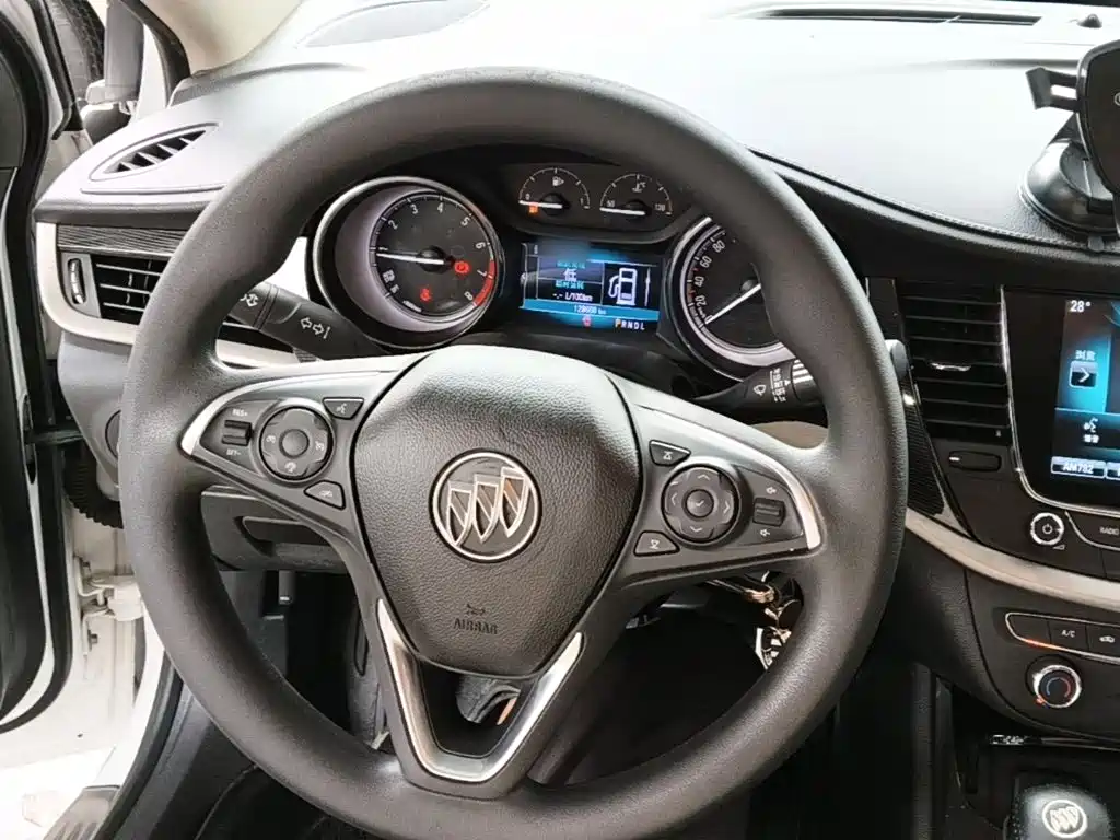 Buick Verano — миниатюра 11