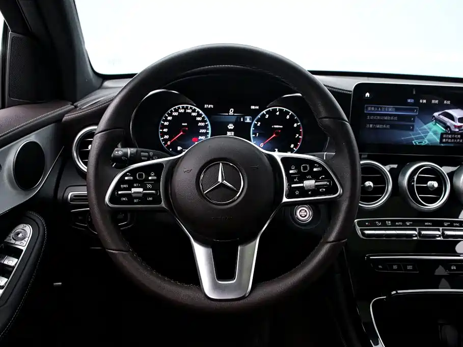 Mercedes-Benz GLC 2021 GLC 260 L 4MATIC