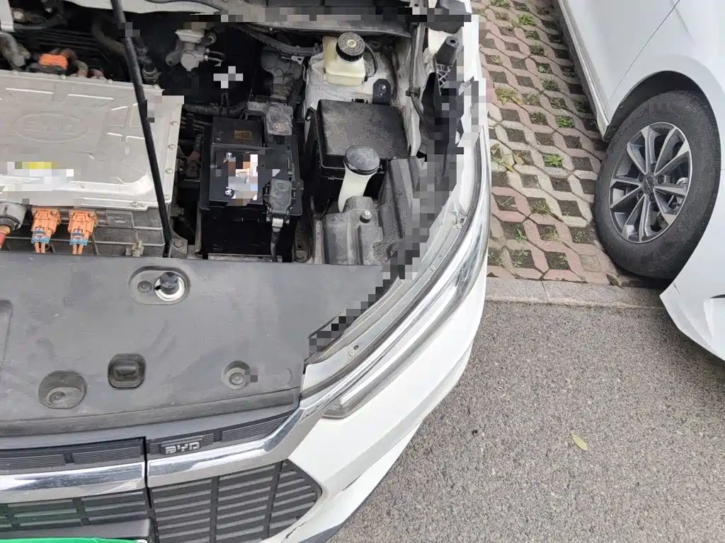 BYD Yuan EV — миниатюра 21