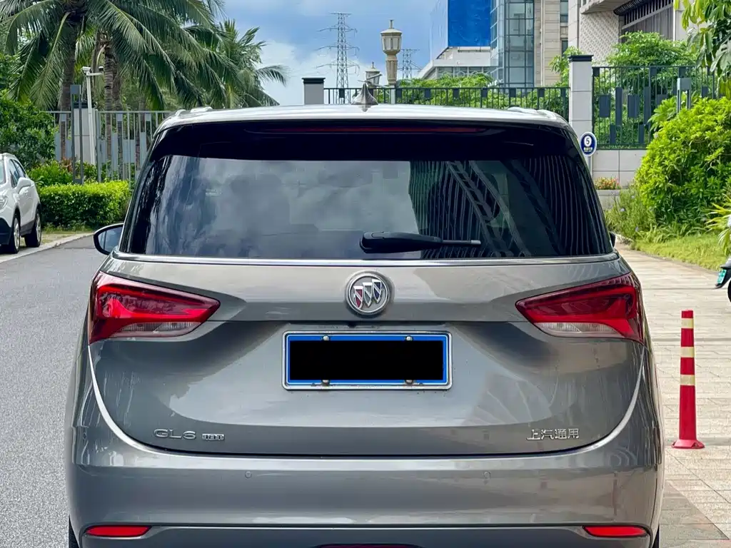 Buick GL6 — миниатюра 8