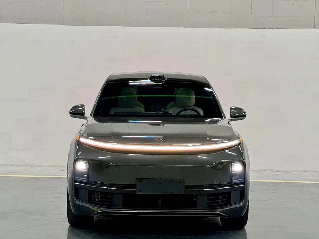 Li Auto Li L8 — миниатюра 2