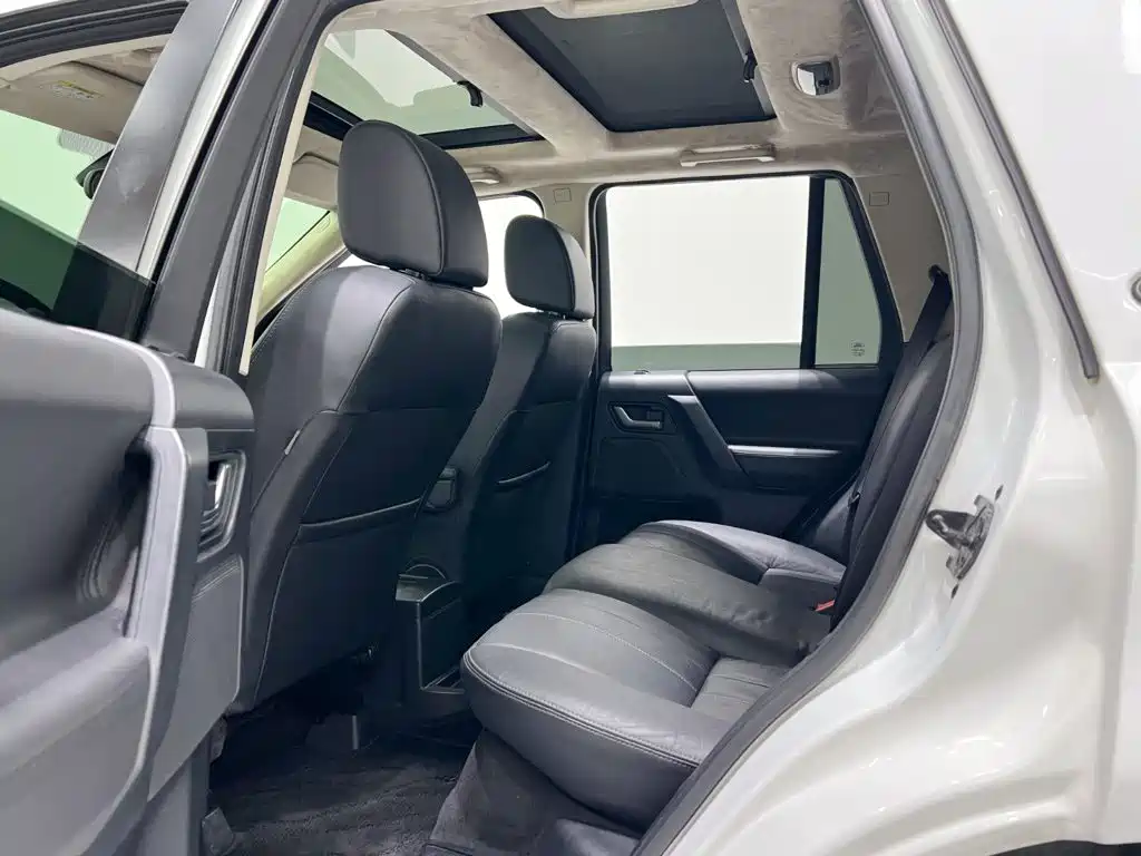 Land Rover Freelander 2 — миниатюра 9