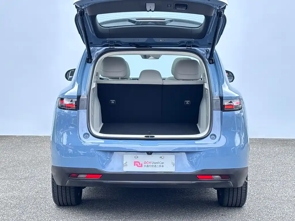 Leapmotor Leapmotor B10 — миниатюра 7