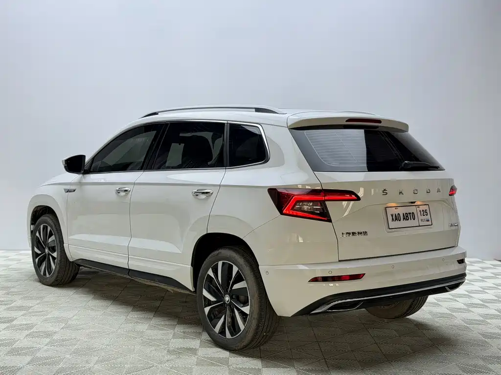 Skoda Karoq 2023 TSI280